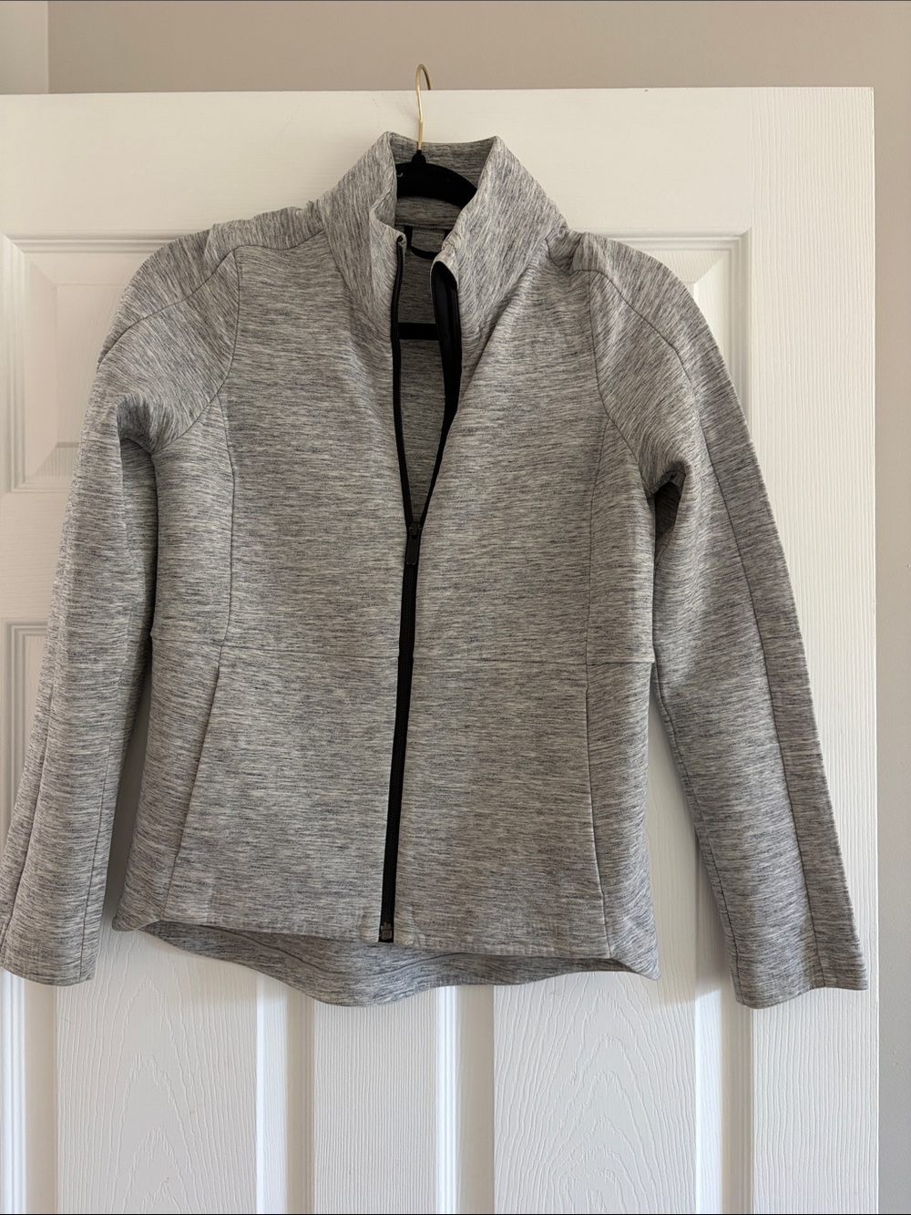 lululemon athletica Girls Light Heather Gray Zip Puffer Jacket